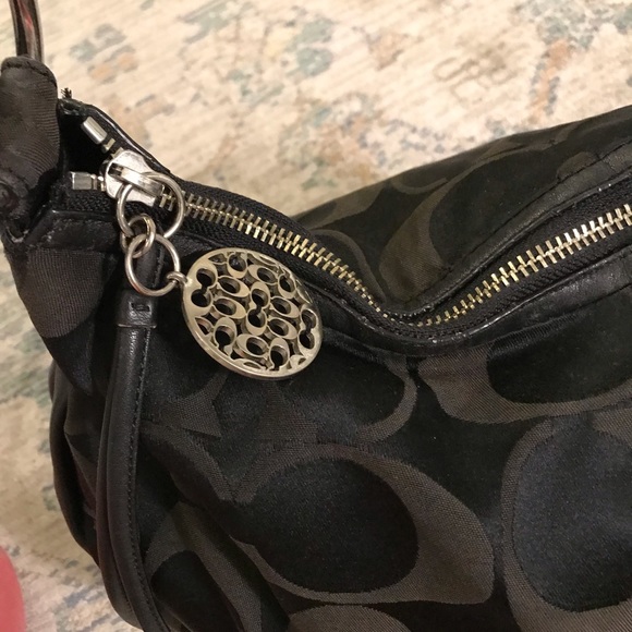 Coach - Picture 6 of 8